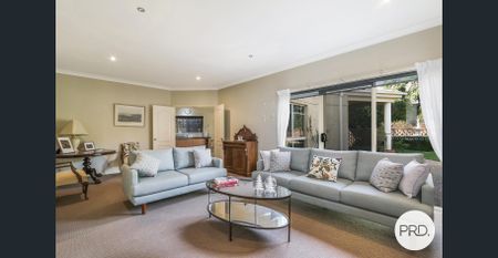 FULLY FURNISHED ELEGANCE AWAITS! - Photo 2