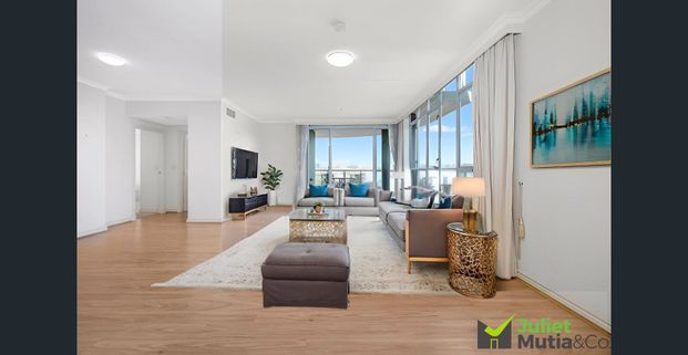 Edge of the Water Living - River Point - Photo 1