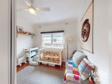 6 Victor Road, Bentleigh East - Photo 2