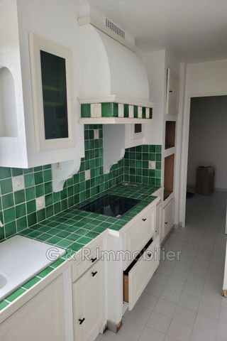 Location Appartement 3 pièces 78m² MARSEILLE 8ème - Photo 5