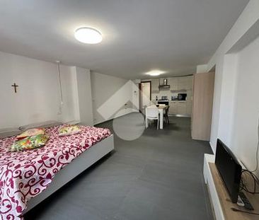 Monolocale in affitto - Photo 1