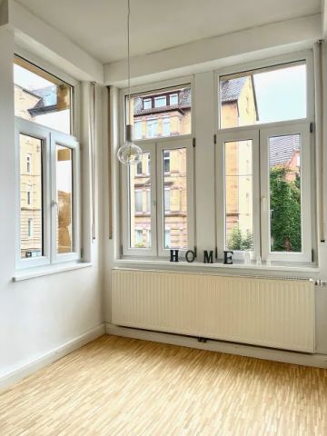 Charmante Altbauwohnung in Stuttgart-Ost: 3,5 Zimmer, 105 m², Parkett & Erker nahe Stuttgart-Mitte - Photo 2