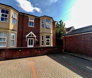 Arlington Court,hawtrey Close, SL1 - Photo 4