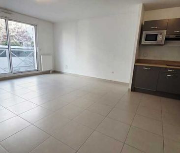 Location Appartement 2 Pièces 43 m² - Photo 4