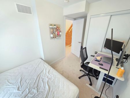 For Lease - 348 Wheat Boom Drive Unit# 18, Oakville, Ontario - Photo 5