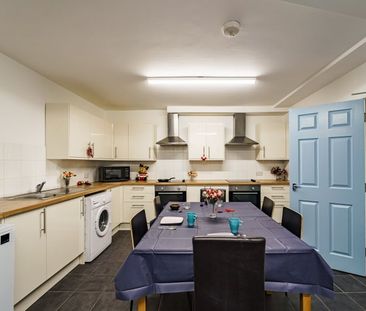 Room in a Shared House, Centenary Road, CV4 - Photo 2