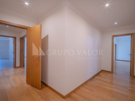 Apartamento T4 em Lisboa - Photo 5