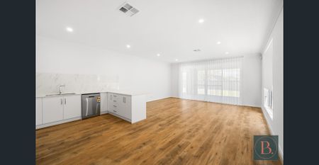 Brand-New Designer Homes – Premium Living in Woodville West - Photo 2