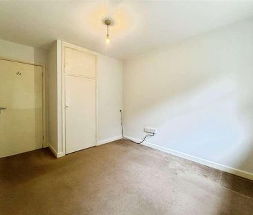 Kiln Ride Extension, Finchampstead, Wokingham, Berkshire, RG40 - Photo 3