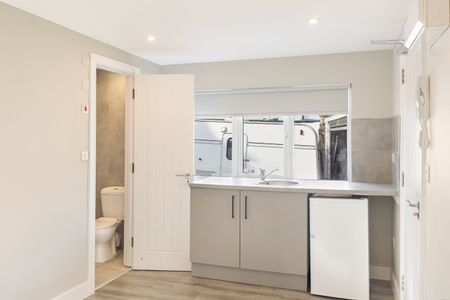 Studio Flat, Wandle Bank, CR0 - Photo 5