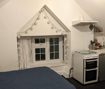 Studio to rent - Photo 5