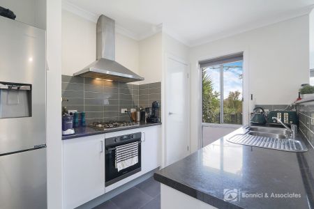 SETTLE IN BEFORE CHRISTMAS - Photo 4