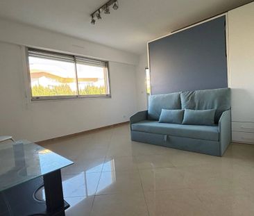 ST LAURENT DU VAR - GARE - STUDIO MEUBLE - - Photo 2