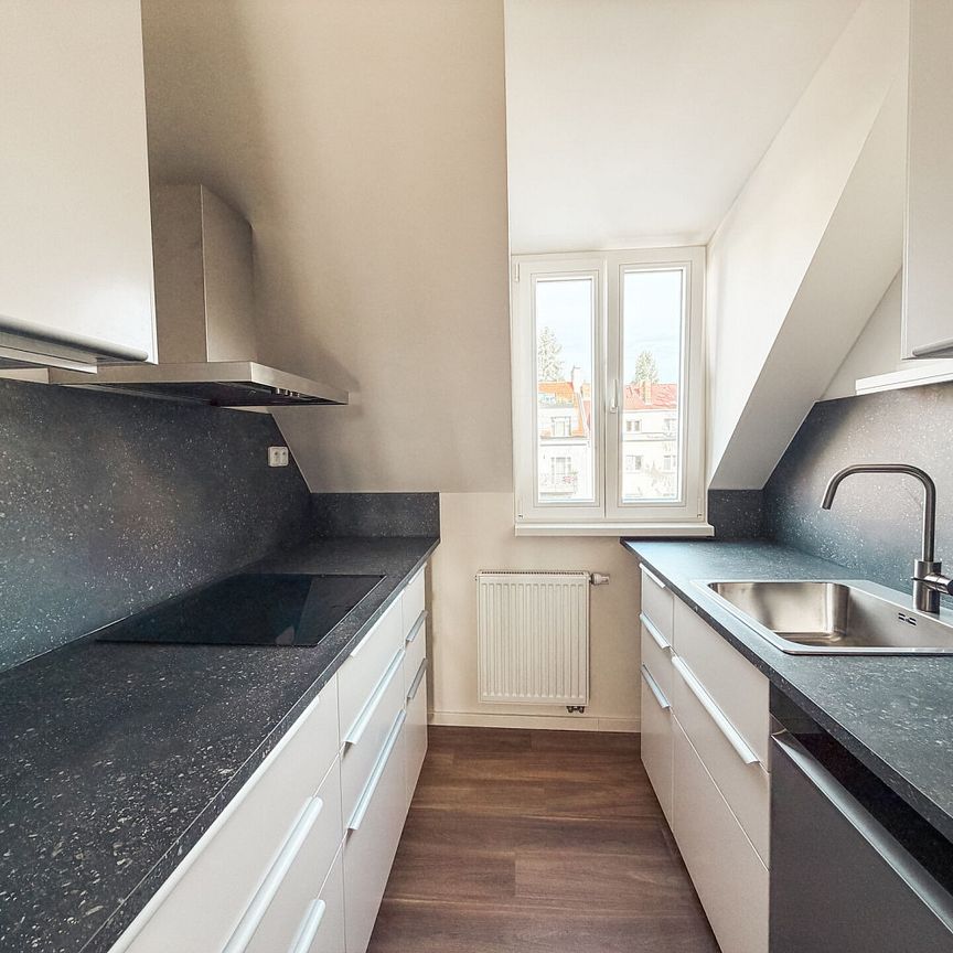 Pronájem bytu 2+1 46 m² - Photo 1