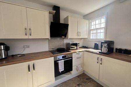 Regent Street - Photo 4