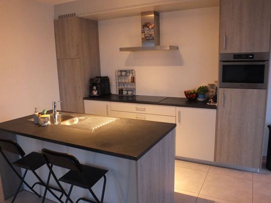 Appartement te huur - Photo 1