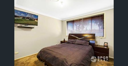 Modern 4 Beroom Home - Photo 4