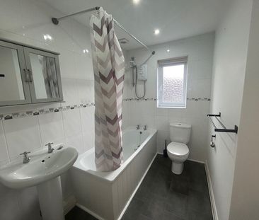 Addenbrooke Drive, Liverpool, L24 - Photo 6