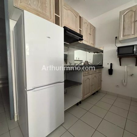 Location Appartement 1 pièces 27 m2 à Dole - Photo 3