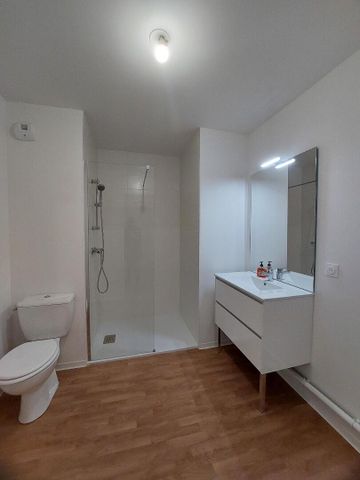 location Appartement T2 DE 38.68m² À CAEN - Photo 2