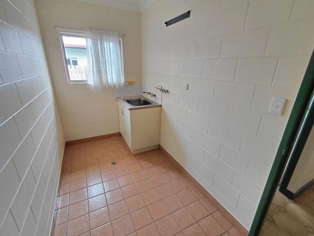 Lowset 3 Bedroom House - Coconuts - Photo 3