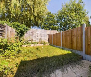 1 bedroom house to rent - Photo 2