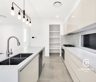 4-Bedroom Family Home for Lease – Modern Comfort & Prime Location - Photo 1