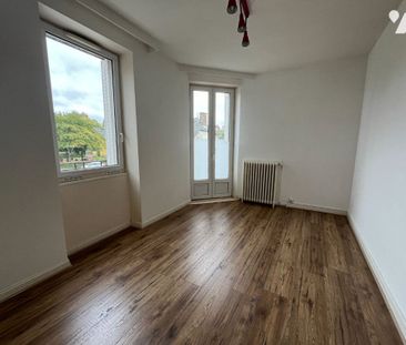 IRODOUER - Maison de bourg - 4 chambres - Photo 4