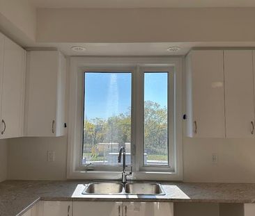 For Lease - 620 Colborne Street Unit# 2, Brantford, Ontario - Photo 6