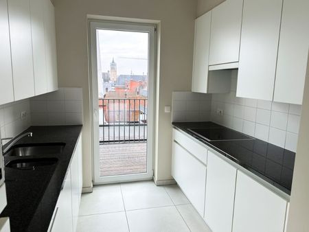 Roeselare centrum : instapklaar appartement in het hartje van de stad met 2 slaapkamers 115 m² - Photo 5