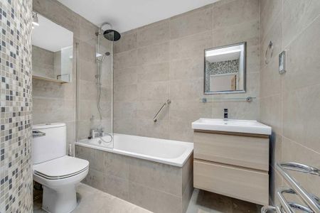 3 bedroom end of terrace house to rent - Photo 5