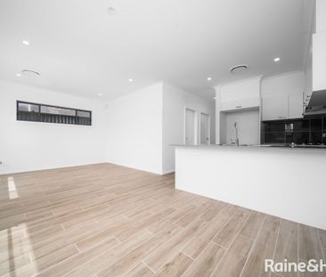 Sophisticated Family Living at Its Finest - Photo 5