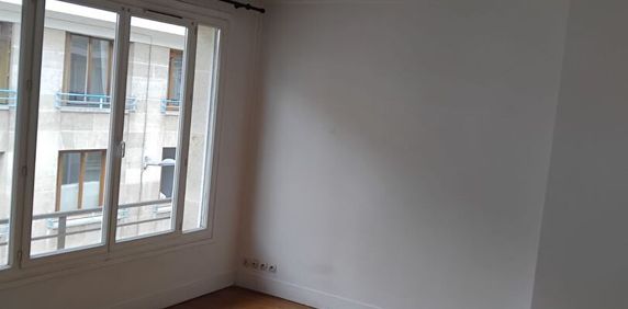 Location Appartement 2 pièces 45m² ROUEN 76000 - Photo 2