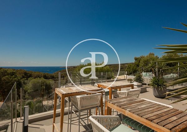 Luxury Villa for Rent in Cap Falco with sea view