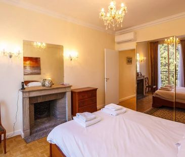 Tout savoir sur cet appartement à Paris 8ème - Photo 2