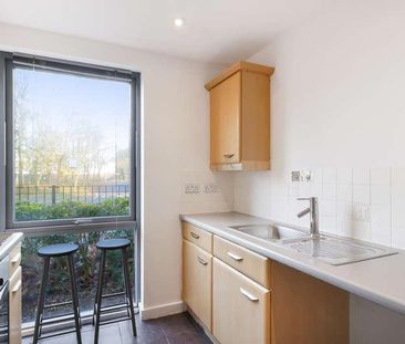 Lanacre Avenue, London, NW9 - Photo 1