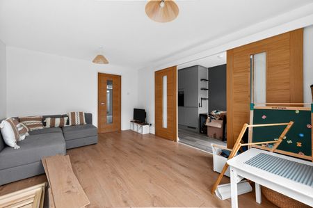 Garratt Lane, London, SW18 4SL - Photo 5