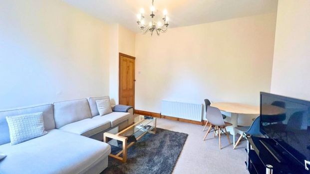 3 bedroom flat to rent - Photo 1