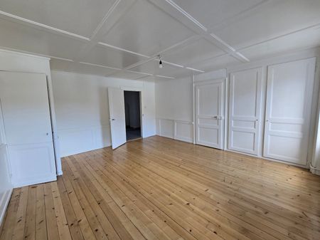 Spacieux appartement de 4 pièces au centre de Fleurier - Photo 3
