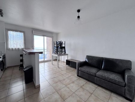 Location appartement à San martino di lota - Photo 2