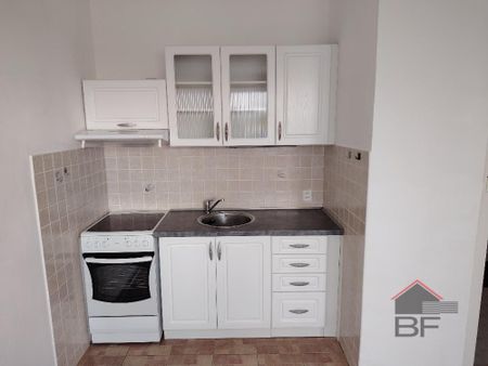 Pronájem bytu 2+kk 42 m² - Fotografie 2