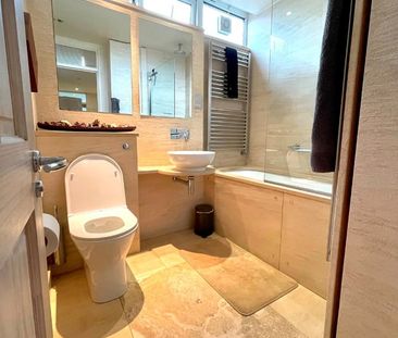 Room in a Shared Flat, Dovet Court, SW8 - Photo 1