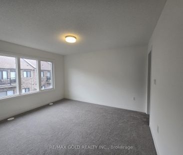 For Lease - 25 Moosehead Drive, Brampton, Ontario - Photo 3