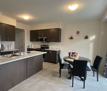 For Lease - 53 Jack Potts Way, Clarington, Ontario - Photo 6