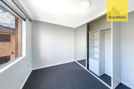 HOLIDAY RESORT-STYLE COMPLEX LIVING - Photo 2