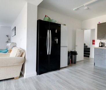 1 bedroom semi-detached house to rent - Photo 6