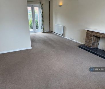 2 bedroom terraced house to rent - Photo 2