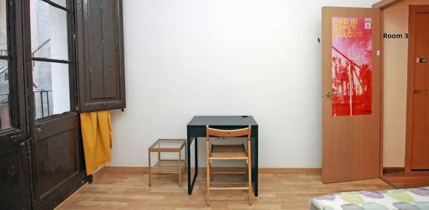 Carrer de Lancaster, Barcelona, Catalonia 08001 - Photo 1