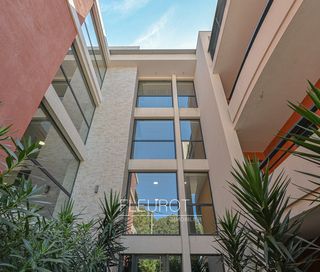 Location Appartement 3 pièces 64m² LA CIOTAT 13600 - Photo 3