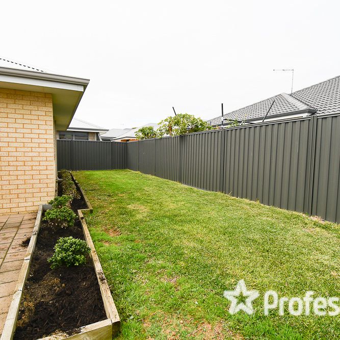 14 Langley Street, Lakelands WA 6180 - Photo 1